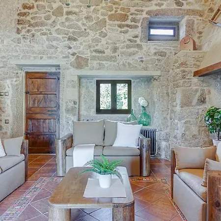 Villamia Villa *